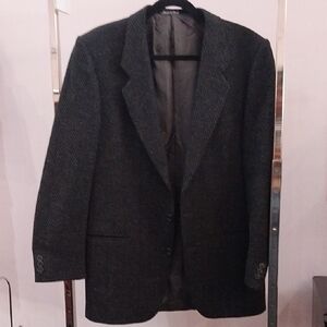 Giorgio Armani Gray Sport Coat with Notched Lapels